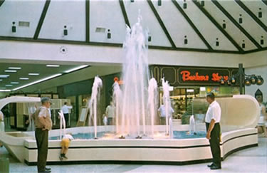 mall fountain