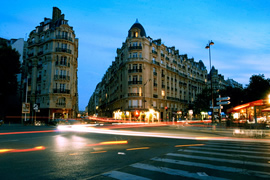 Paris nite streets